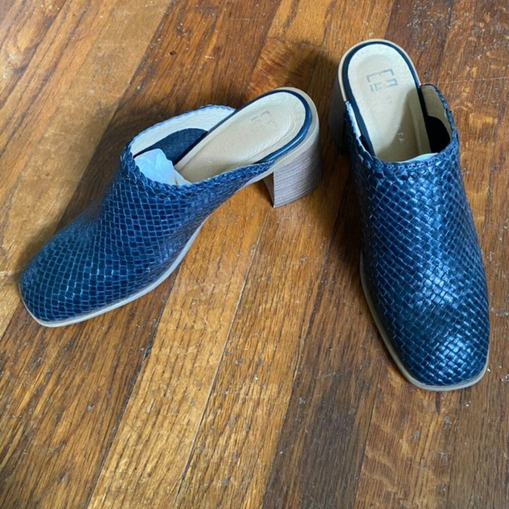 Woven Leather Navy Mules - Size 40 - Excellent Condition